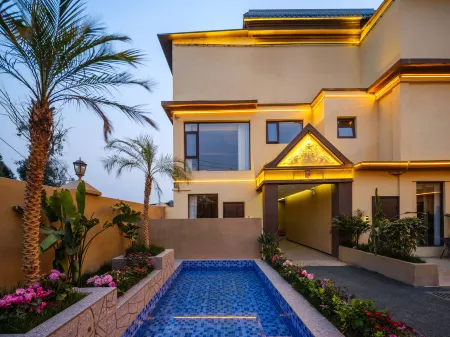 Kunming Boxilan Manor Hotel (Changshui International Airport Branch) Отели рядом с достопримечательностью «Yeya (Wild Duck) Lake Holiday Resort»