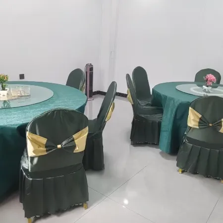 Eman Star River Homestay (Guan'e Grand Scenic Area Branch)