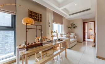 Yunxi Yasu. Designer Cinema Homestay