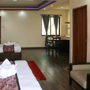 HOTEL 11 THAMEL Отели рядом с достопримечательностью «Kasthamandap»