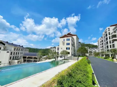 Mont Vert Homestay（Funhill Wenling) Hotels near Fangshan Nansongyan Scenic Area