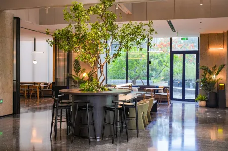 Biu Hotel Отели рядом с достопримечательностью «Guangzhou Vocational College of Technology & Business»