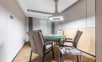 Zhuhai Panda Holiday Hotel