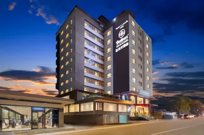 Dalivan Hotel & Apartments Hotel dekat Vanglaung creek ຕາດວັງຫລວງ