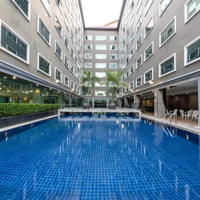 Sunday Grand Jomtien Pattaya Hotels near Pattaya Floating Market