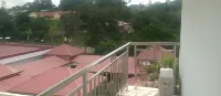 Royal Lee's Hotel - Mountain view