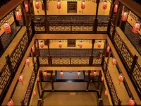 Tuoliang Caosu Zhai