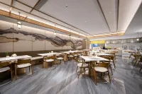 イーロンホテル（武漢黄鶴楼長江大橋）