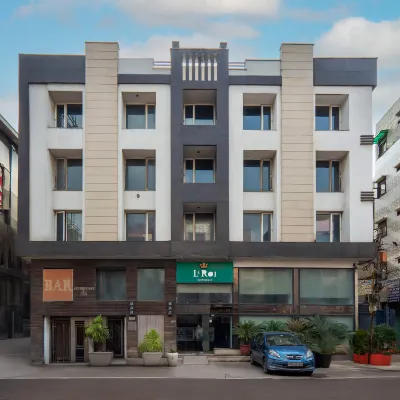 Hotel le Roi Near New Delhi Railway Station セントラル・デリー周辺のホテル