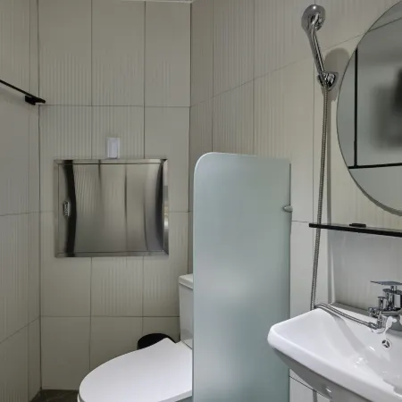 Half rest hostel Jongno Insa Отели рядом с достопримечательностью «Чонногу»