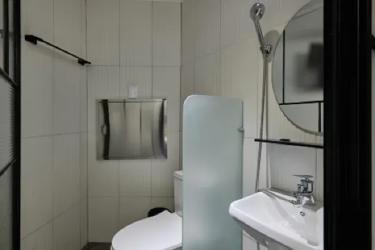 Half rest hostel Jongno Insa Отели рядом с достопримечательностью «Инсадонг»