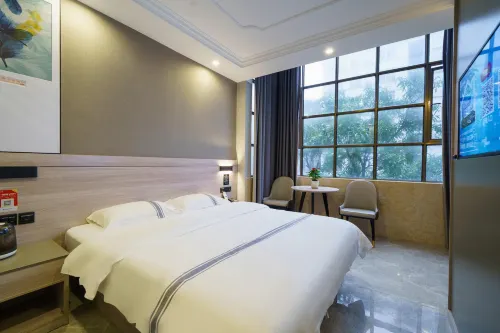 Haotai Hotel (Dongxing Port) - 2-Star