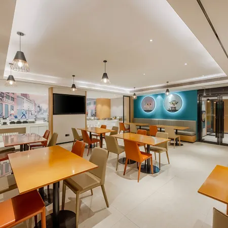City Comfort Inn Hotel (Beihai Ningchun City Railway Station)
