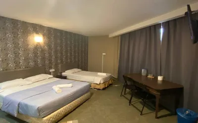 Hotel Harbour Inn