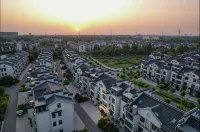 Wuzhen Youjian Huakai Star Villa (Xizha Scenic Area)  호텔