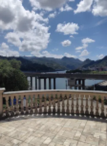 Qingtian River View Homestay Hotels near Qingtian Paradise