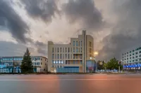Huayi selection Hotel (Tianjin Renmin West Road store) Отели в г. Тяньцзинь
