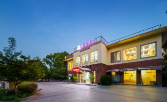 Tizi Hostel