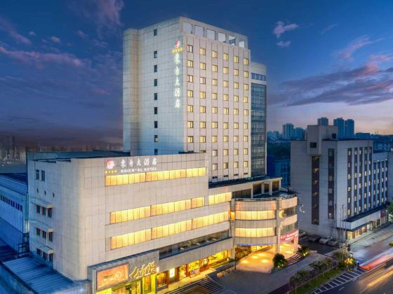 Oriental Grand Hotel (Tongxiang Central Wanxianghui Store)