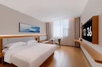 Huaqiao Hotel (Luohe Vocational and Technical College)