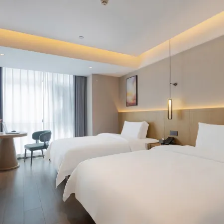 Manju Cloud Court Hotel