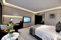 Howard Johnson Tianyi Hotel Guizhou (Guiyang North Railway Station Qianlingshan Park) Hotel in zona Hebin Park