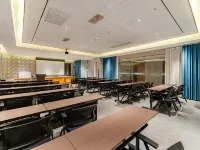 Artlong Ruiyun Hotel (Donggang Community, Jinzhai South Road, Feixi County, Hefei) Hotels in Feixi