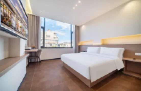 Yijianglou Hotel (Tonglu Fuchunjiang)