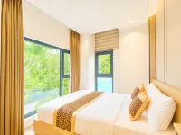 S79 My My Hotel Hoteles cerca de Distrito 10