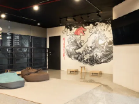 Kinboshi Hostel Silom Hotel berhampiran Saint Louis Catholic Church