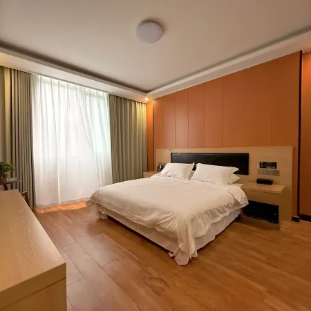 Xiping Aimi Movie Hotel