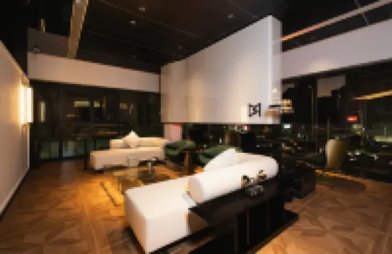 ALPHA ONE E-Sports Hotel (Lovers Road Seaside Swimming Pool)