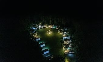 Zhonglv Anaya Jiulong Lake · A.CAMP RV Campground
