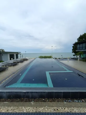 Baancivilize Resort Hotels near Kho Khao Beach