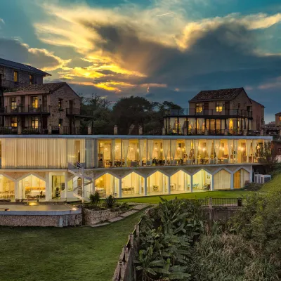 Jinsha Yunqi Holiday Hostel Hotels near Wu'ao Village