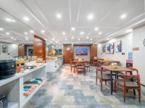Cedar Boutique Hotel