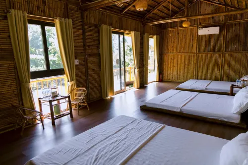 Little Bee House Hotels in Luong Son