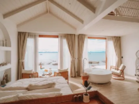 Baan Rin Ruk โรงแรมในเกาะล้าน