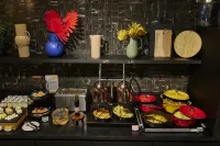 Tribe Paris la Defense Esplanade - breakfast