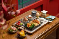 Fuxue TRUE GO Hotel (Beijing Nanluoguxiang Chinese Siheyuan)