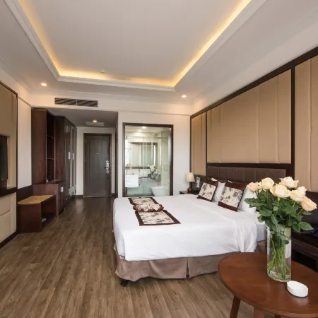 Mong Cai Palace Hotel