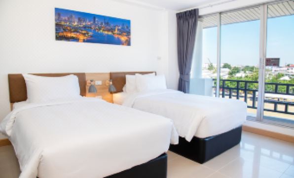 IU Hotel Don Mueang Airport