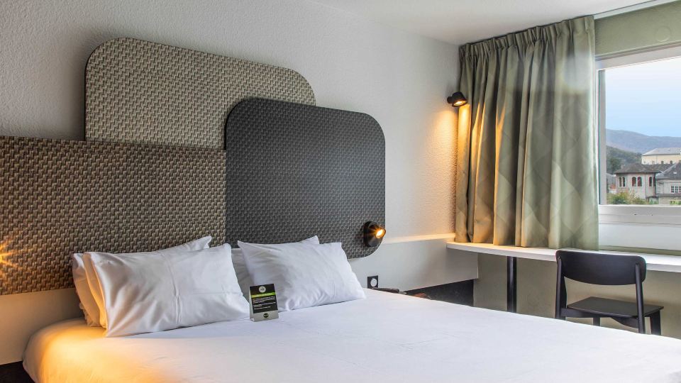 B&B HOTEL Lourdes Centre Gare 3 étoiles