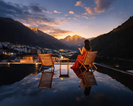 Nujiang Wangzan Card | MountainJoy DulongRiver · Designer Snow Mountain View Intelligent Hote Hotel di Gongshan