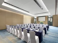 Holiday Inn Xianyang Shuangzhao Lake Hotels in Xianyang