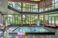 Private Indoor Pool Zoo Villa near Zoo Negara, Ampang KL - 4-stjärniga
