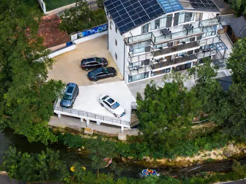 Yunshang Grassland·Anji Jiyi Starry Sky Pool Linxi Hot Spring Holiday Home