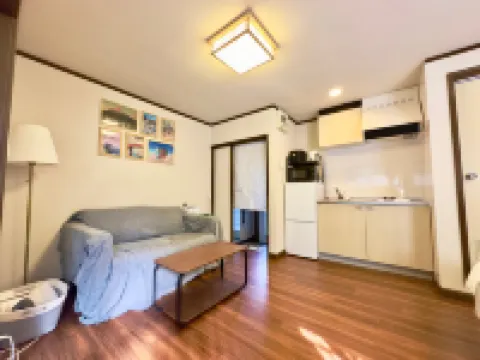Shinjuku 11 mins | Private kitchen and bathroom | Up to 4 guests | Newly renovated |Garden villa