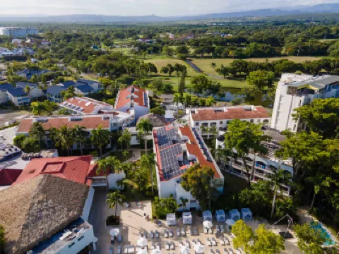 韋瓦天堂全包度假村，温德姆Trademark精選 酒店