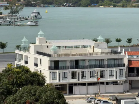 ALVILLA Kampung Cina 鄰近丁加奴唐人街的酒店